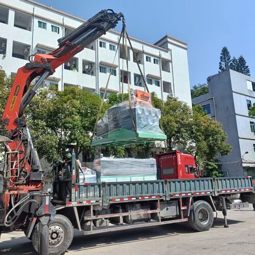 บล็อกบริษัทล่าสุดเกี่ยวกับ Custom 7-Roll Packaging Belt Production Line | Factory Direct Shipment