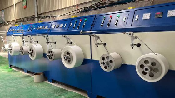 ราคาดี เครื่องปั่นสาย PP ที่ควบคุมโดย PLC เพื่อให้การทํางานของสายการผลิตเรียบร้อยและรวดเร็ว ออนไลน์