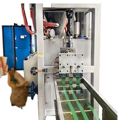 เครื่องทําเชือก PET กลมสองสกรู 800 KG / H ที่มีความกว้างปรับเปลี่ยนได้สําหรับสายการสกัดเชือก PET ที่มีผลผลผลิตสูง